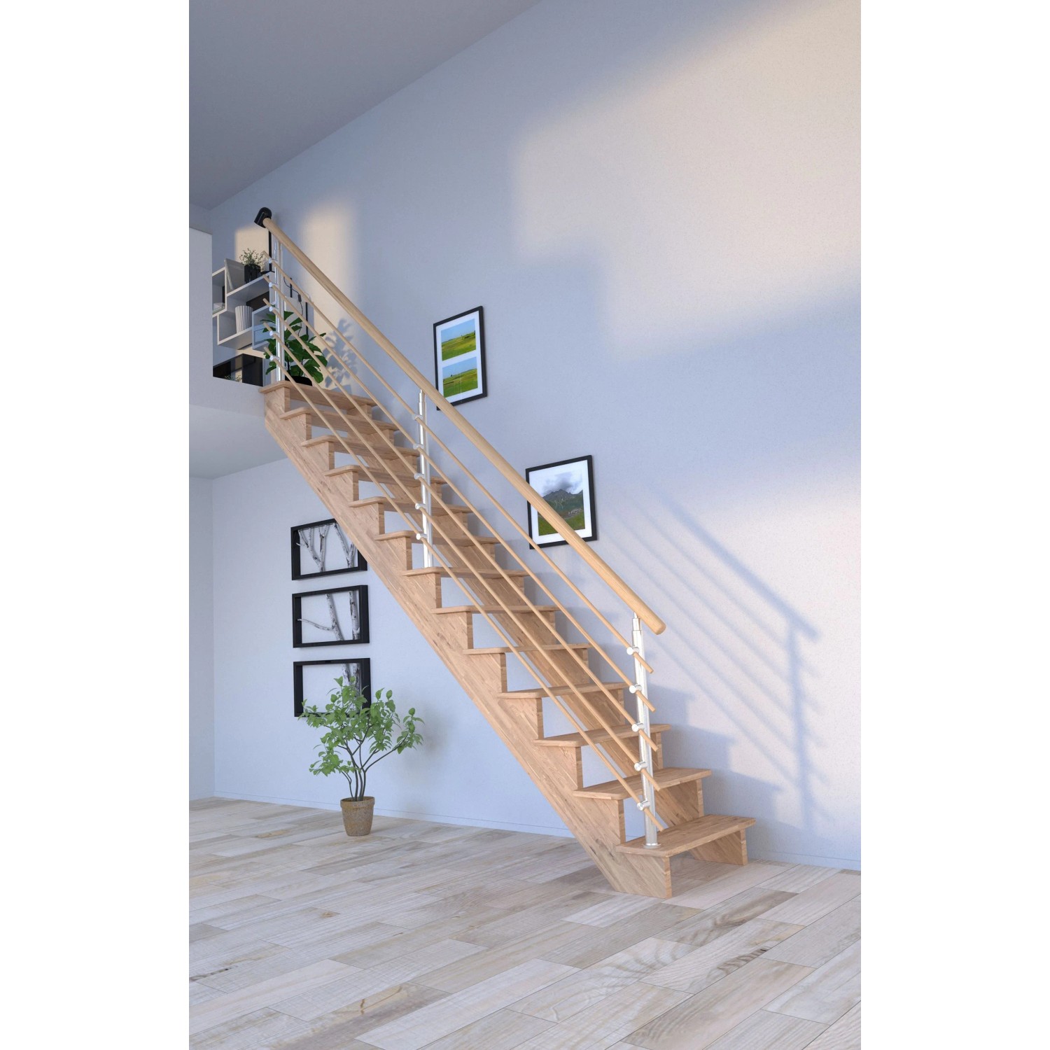 Helle, gerade Lindos Treppe aus Eiche mit Design-Geländer und Holzstäben im modernen Wohnraum.