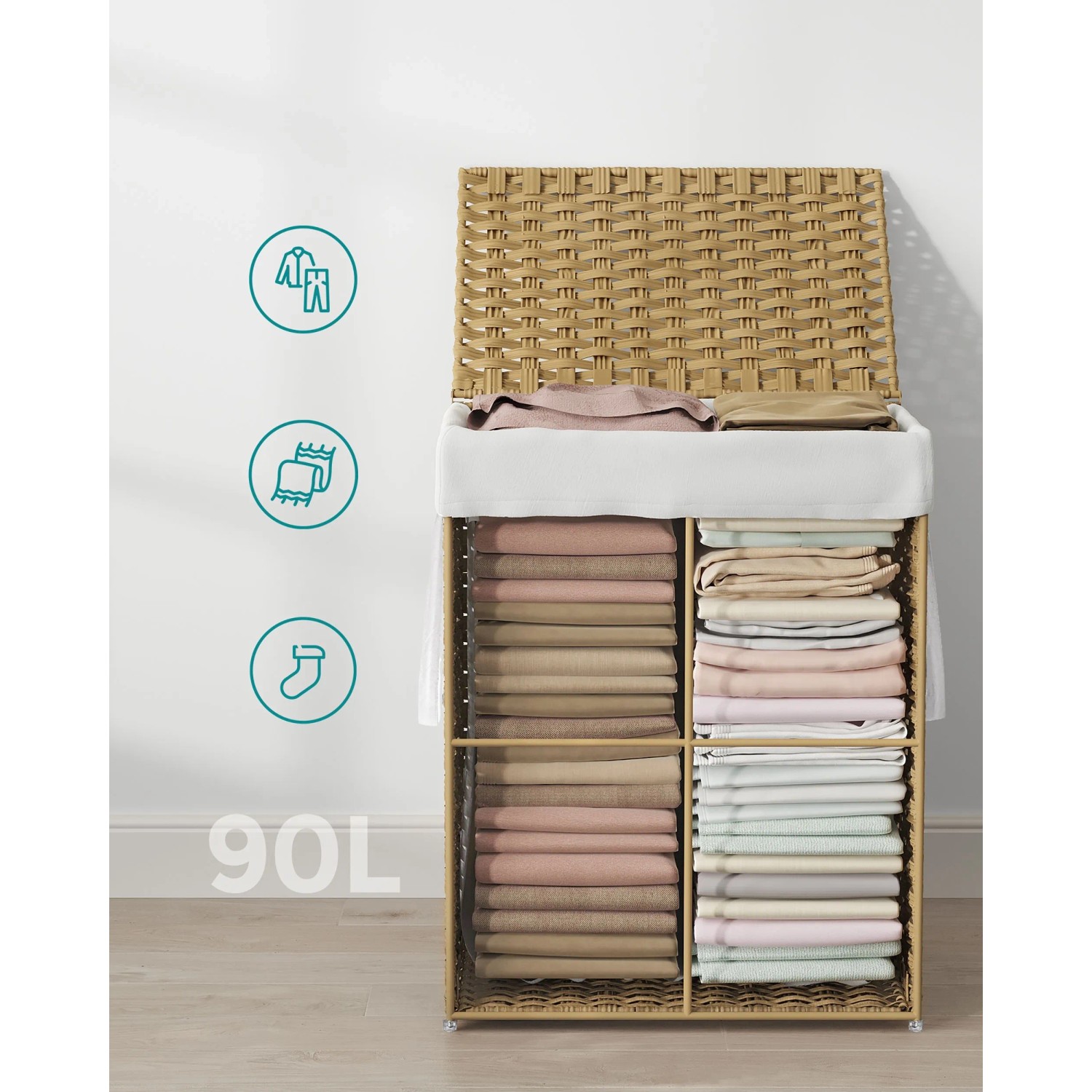 Songmics Wäschesammler Eliott, 90L, Natur, geflochten mit Deckel und Wäsche.