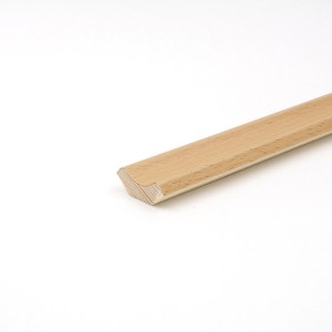 Hohlkehlleiste aus Buche, gedämpft, 22x22x2500 mm, für harmonische Abschlüsse.