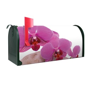 Grüner US Briefkasten mit Orchideen Motiv. Amerikanischer Postkasten aus Stahl, 48x22x16cm.