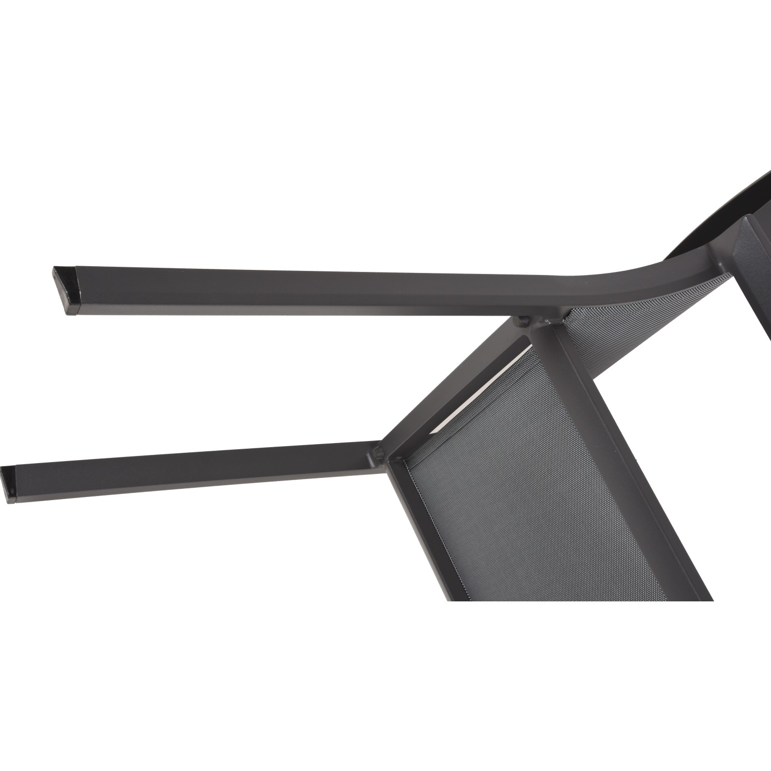 Detailansicht eines Gartenstuhls aus dem 5-teiligen Gartenmöbel-Set Rana in Dunkelgrau.