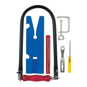 Pebaro Laubsäge-Set, 12-teilig mit Laubsäge, Brettchen, Zwinge, Sägeblätter, Schlüssel und Ahle.