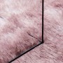 Altrosa Shaggy Hochflorteppich NAVARRA aus Polyester. Weiche, dichte Fasern, schwarzer Metallrahmen.