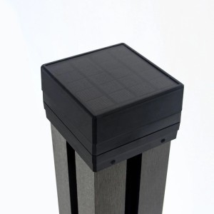 Home Deluxe Pfostenabdeckung Callux Cover mit Solar LED (3er Set) auf Zaunpfosten.