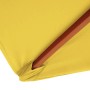 Detailaufnahme: Gelber MCW Sonnenschirm Lissabon (3x4m) mit Holzgestell.