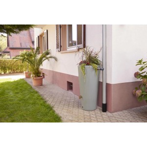 4rain Regentonne VASO DECOR Agave mit Pflanzschale (220 l) vor Hauswand.
