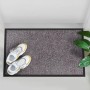 Karat Schmutzfangmatte Rhine, beige-graue Fußmatte 120x180 cm mit Schuhen.