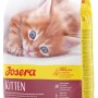 Josera Kitten Trockenfutter 2kg mit rotem Kätzchen auf der Packung.