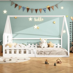okwish Kinderbett 140x200 cm mit Hausleiste, weißes Kiefernholz, ohne Matratze.
