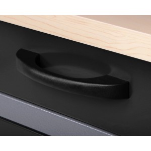 Detailaufnahme: Schubladengriff der Ondis24 Werkbank Wolle 60cm. Werkstatteinrichtung.