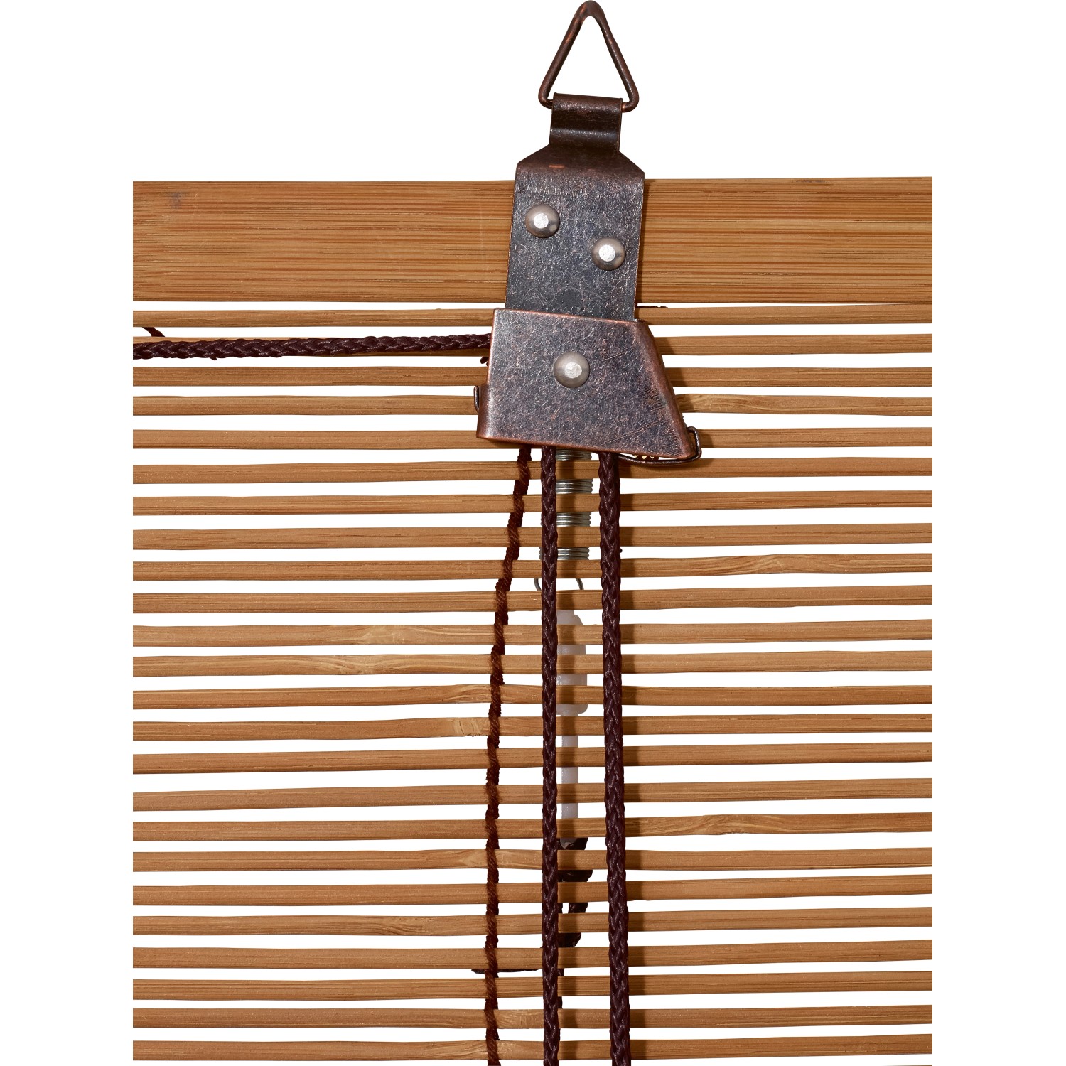 Detailaufnahme: OBI Bambus-Raffrollo (Dunkle Eiche, 100x160 cm) mit Zugschnüren und Aufhängung.