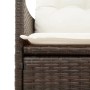 Detailaufnahme: Brauner vidaXL Gartensessel aus Polyrattan mit cremeweißen Kissen.