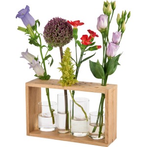 CREATE! by OBI DIY Rahmenvase aus Eiche mit bunten Blumen in Glasvasen.
