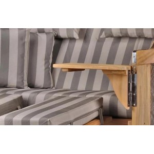 Detailansicht Strandkorb Westerland Teak mit Bullauge, PE Grey Dessin 537 und ausklappbarem Tisch.