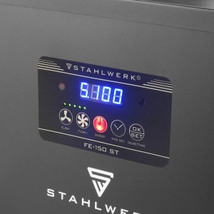 Detailaufnahme: STAHLWERK Rauchabsaugung FE-150 ST mit digitalem Display und Bedienelementen.