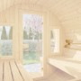 Innenansicht Fasssauna 198 mit montierter Weka Rückenlehne aus hellem Holz.