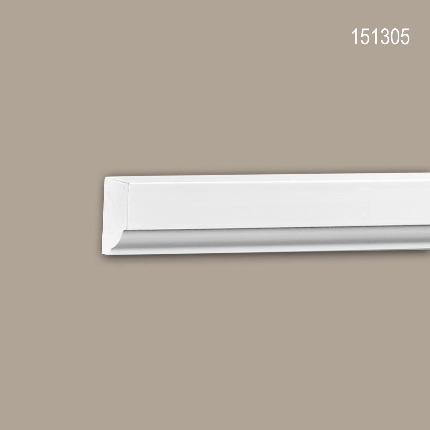 Weiße PROFHOME Wand- und Friesleiste (Set mit 24 Zierleisten) für Paneel-Zubehör.