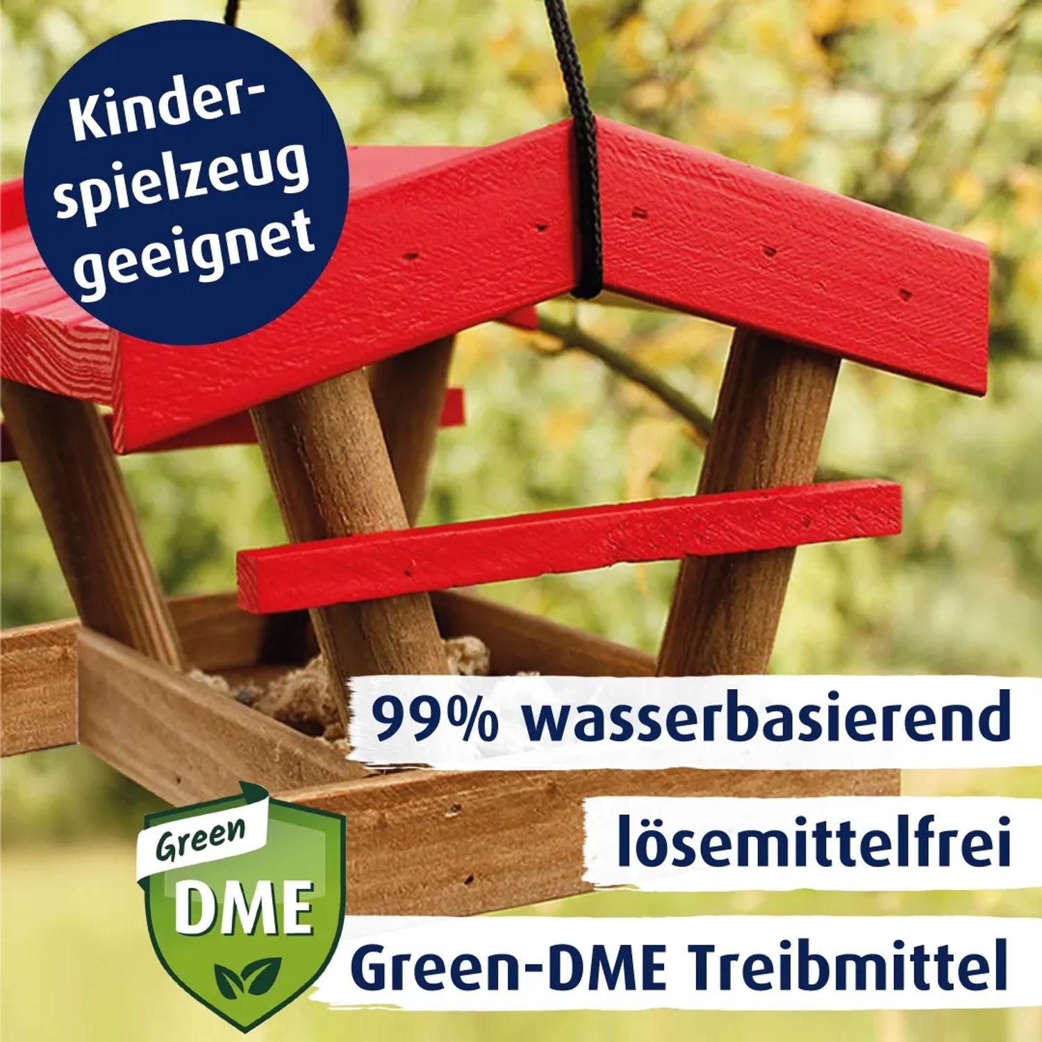 Belton Free AQUAcolours Buntlack RAL 3000 Feuerrot matt auf einem Vogelhaus.