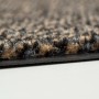 Nahaufnahme: OBI Sauberlaufmatte, meliert braun, 40x60 cm, mit rutschfester PVC-Unterseite.