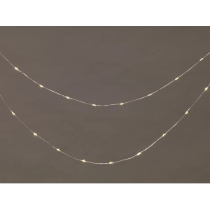 LED-Drahtlichterkette mit 320 warmweißen LEDs und silbernem Kabel, 35 m lang.