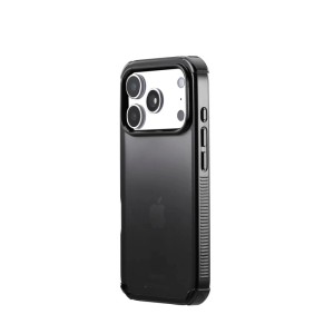 Schwarze Hama Extreme Protect Handyhülle für Apple iPhone 17 Pro. Robustes, transparentes Design mit verstärkten Ecken und Kameraschutz.