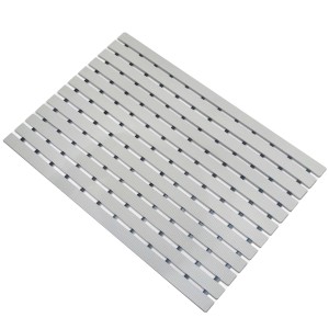 Graue KARAT Fußmatte mit Drainagefunktion, antibakteriell und nach Maß zuschneidbar.