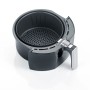Severin Heißluft-Fritteuse FR 2430: Frittierkorb und Korbträger aus Keramik, schwarz/silber.