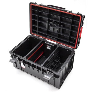 Offener, schwarzer PROREGAL QBRICK Werkzeugkasten One mit Fächern und roter Dichtung.