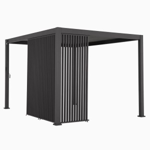 Vertical Wand 123 cm als Seitenwand für eine graue Terrassenüberdachung mit Lamellen.
