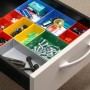 Sortimentskasten EuroPlus Insert (5er-Set) in Schublade mit diversen Kleinteilen.