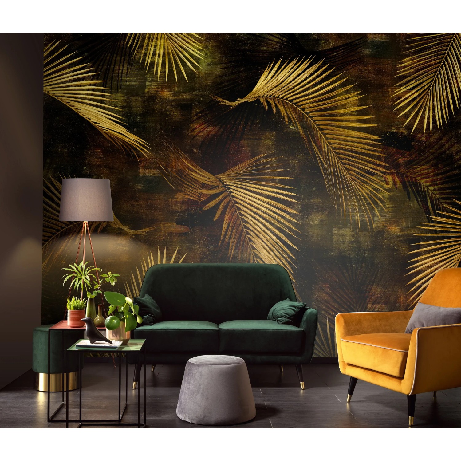 Erismann Fototapete Guido Maria Kretschmer Glossy Palms Gold im Wohnzimmer.