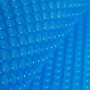 Detailaufnahme einer hellblauen Evolution Solarplane für ovale Pools, 300µm Stärke.