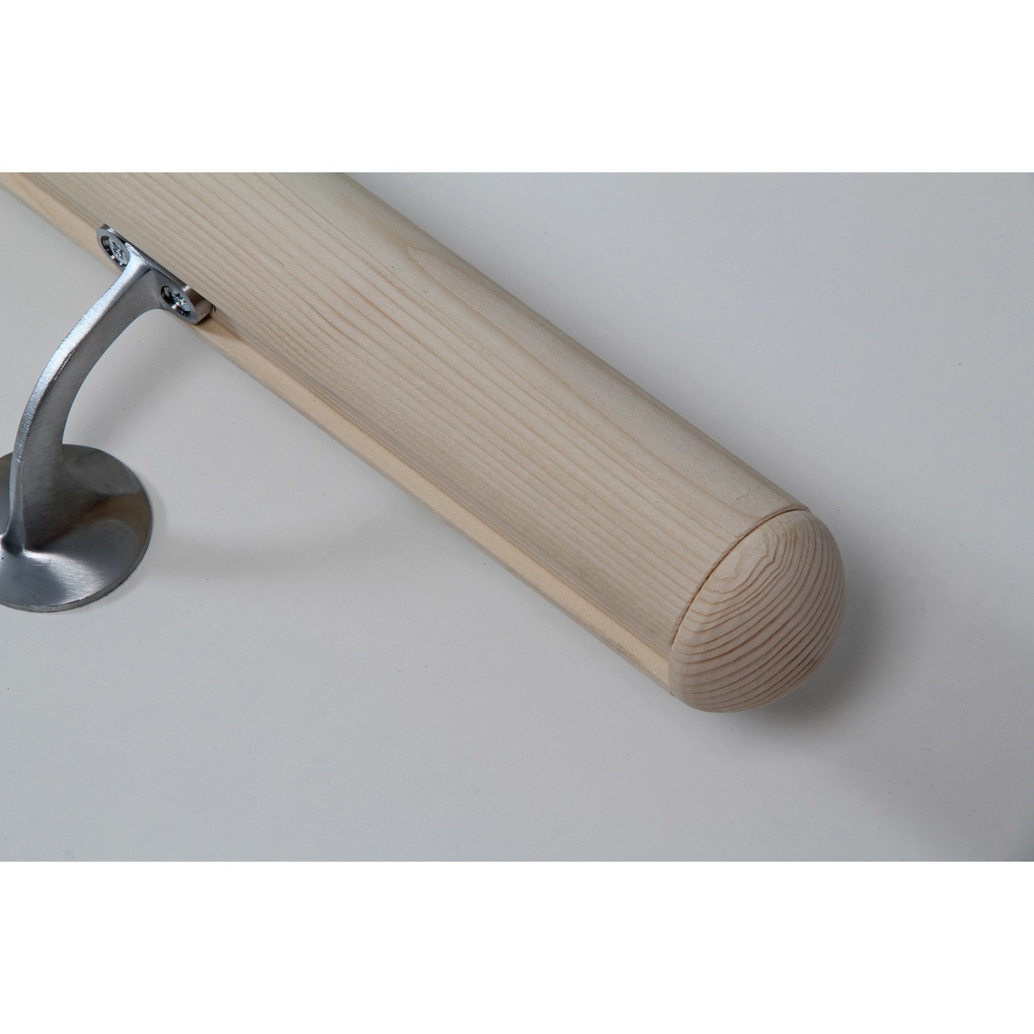 Fichte Handlauf Komplettset, 52 mm x 2000 mm, mit Halterung für Innen- und Außenbereich.