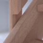 Detailaufnahme: Gerade Treppe Mykonos Pro Buche, unbehandeltes Buchenholz, Setzstufen.
