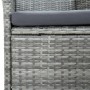 Detailaufnahme: Grauer Gartenstuhl aus Rattan mit Kissen, Teil der vidaXL Essgruppe.
