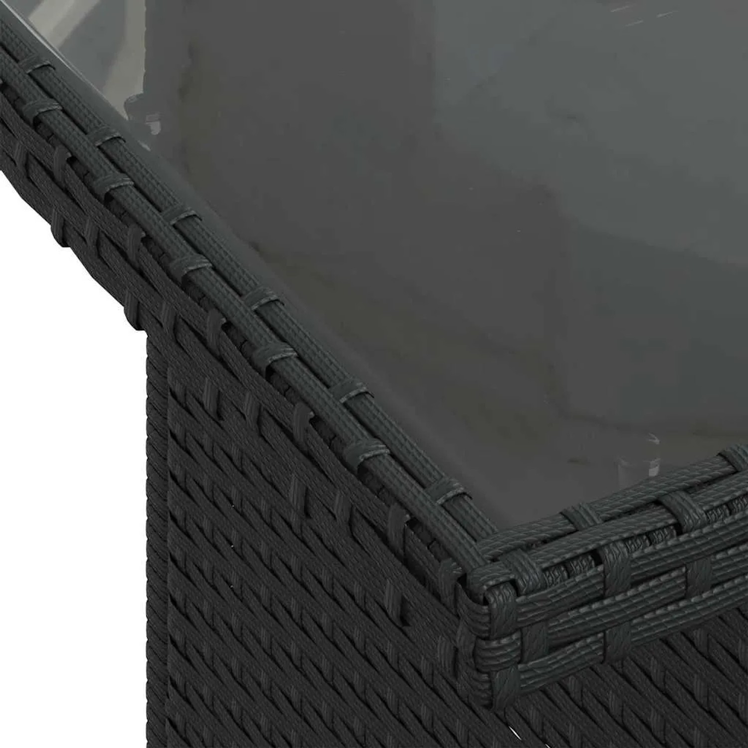 Detailaufnahme: Schwarze vidaXL Garten-Sofagarnitur aus Rattan mit Glasplatte.
