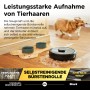 Shark Saug- und Wischroboter RV2620WDEU mit Tier und Hundehaaren auf dem Boden.