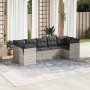 Hellgraue 7-tlg. Garten-Sofagarnitur aus Poly Rattan mit dunklen Kissen.