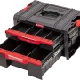 Qbrick PRO Drawer 2 Werkzeugkoffer mit zwei Schubladen und rotem Griff.