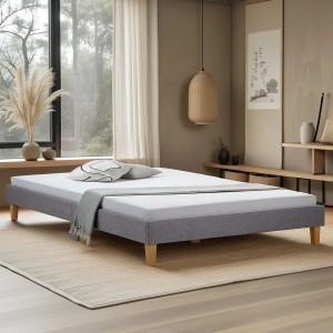 Graues Homestyle4u Polsterbett (120x200 cm) mit Lattenrost im Schlafzimmer.