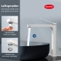 Weißer Emke Wasserhahn mit Luftsprudler für Waschbecken und Küche.