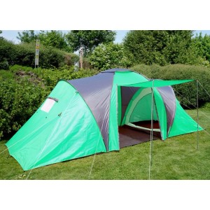 Grünes und graues MCW Campingzelt Loksa für 4 Personen mit Vorzelt auf einer Wiese. Wasserdichtes Familienzelt für Outdoor.