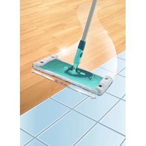 Leifheit Wischbezug Clean Twist Micro Duo XL (42 cm) auf Holzboden und Fliesen.