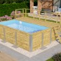 Rechteckiger Weka Holzpool mit Sonnendeck, Technikraum und blauer Folie im Garten.