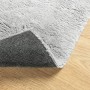 Grauer, waschbarer Kurzflorteppich (200x200 cm) mit rutschfester Rückseite. Weicher Teppich der Marke vidaXL.