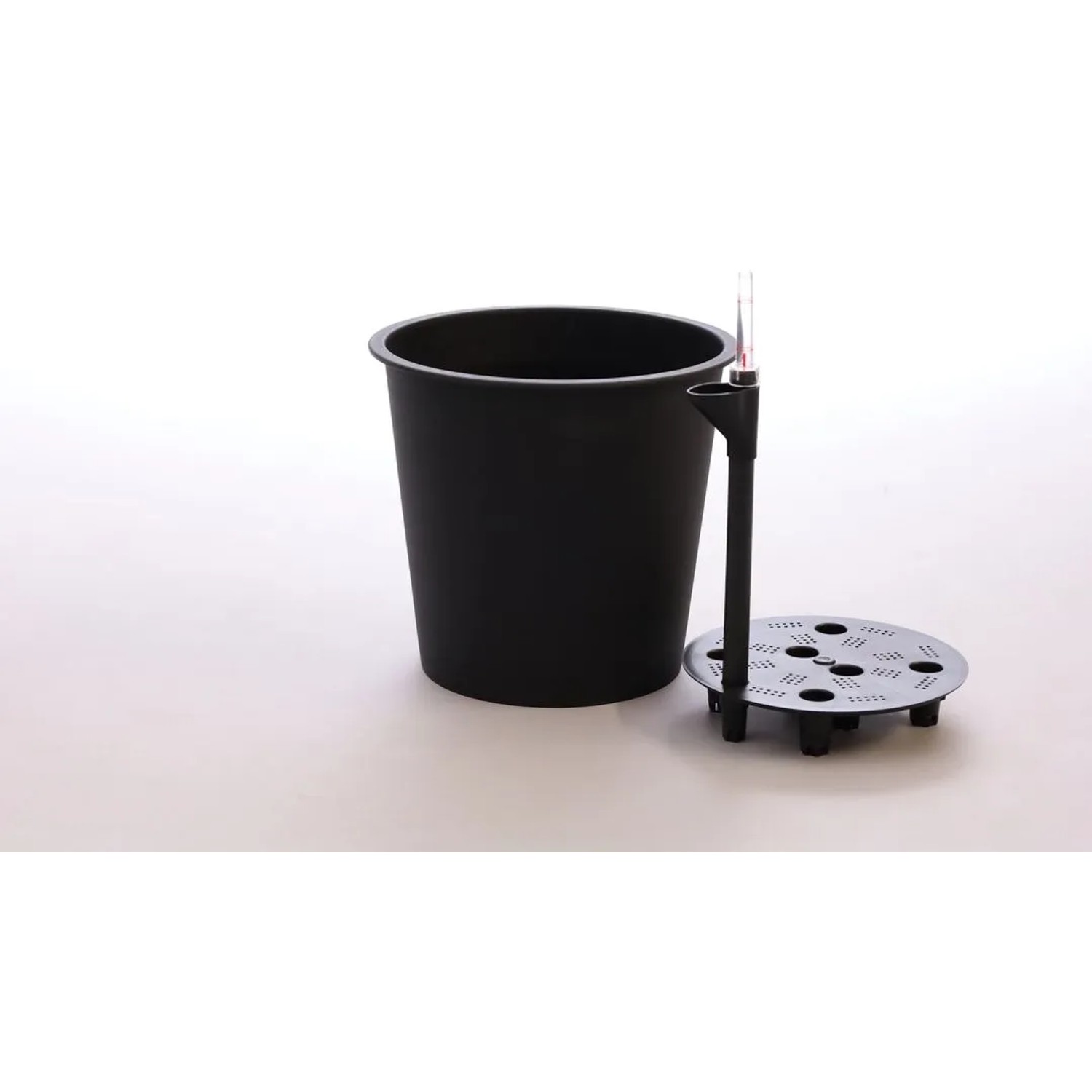 Mocca Pflanzkübel aus Polyrattan, rund-konisch, mit Bewässerungssystem. Ideal für Innen- und Außenbereich.