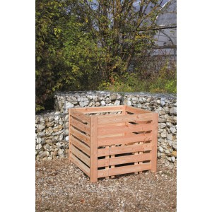 Komposter aus Konstruktionsholz Kreativo Douglasie, 4,5x4,5x200 cm, im Garten.