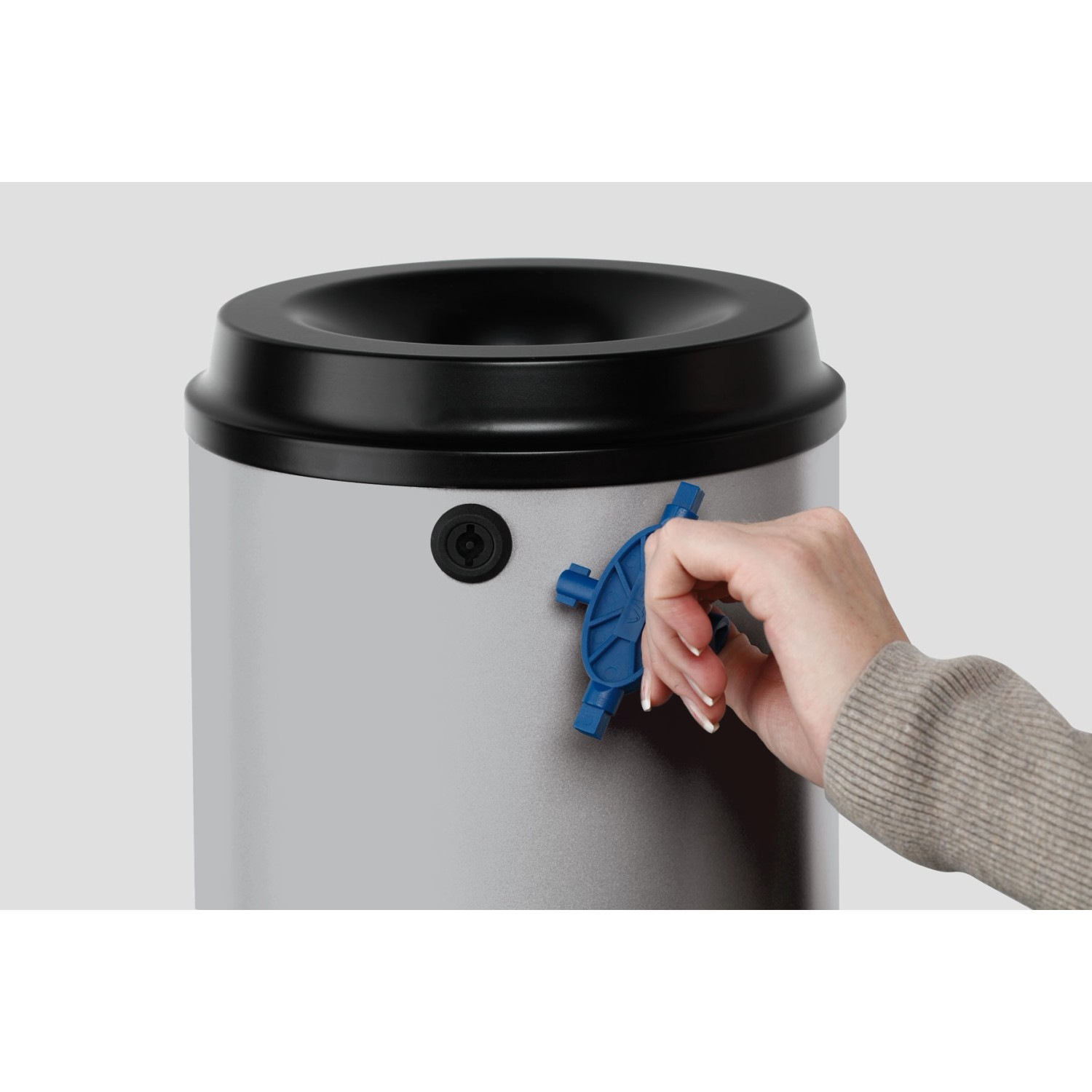 PROREGAL Robuster Papierkorb Mit Wandhalterung 15 Liter HxBxT 39 x 25 x 25 günstig online kaufen