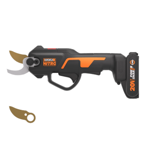 Worx Akku-Astschere schwarz-orange mit goldenen Klingen, Akku und Ersatzklinge. Leistungsstarke Gartenschere für Äste.