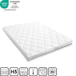 Weißer Matratzentopper T6 160x200 cm mit gesteppter Oberfläche für erhöhten Schlafkomfort.